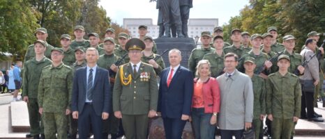 Приведение к Военной присяге студентов, обучающихся по программе подготовки офицеров запаса на военно-транспортном факультете БелГУТа